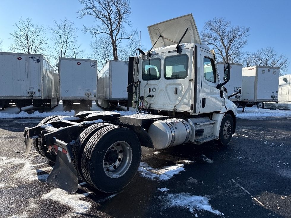 Day Cab Tractor-Heavy Duty Tractors-Freightliner-2020-T12642ST-South Plainfield-NJ-583,688\n\t\tmiles-$ 23,750 - Image 7