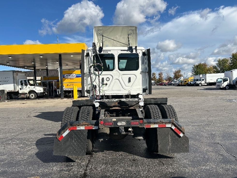 Day Cab Tractor-Heavy Duty Tractors-Freightliner-2020-T12642ST-Sturtevant-WI-384,783\n\t\tmiles-$ 38,250 - Image 6