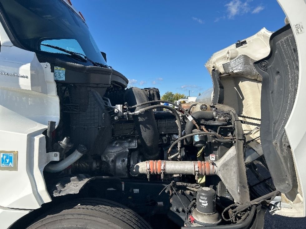 Day Cab Tractor-Heavy Duty Tractors-Freightliner-2020-T12642ST-Sturtevant-WI-574,724\n\t\tmiles-$ 25,500 - Image 15