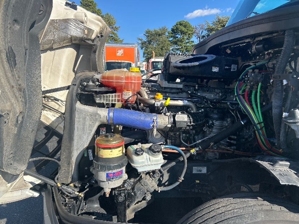 Day Cab Tractor-Heavy Duty Tractors-Freightliner-2020-T12642ST-Suwanee-GA-463,129\n\t\tmiles-$ 38,000 - Image 16