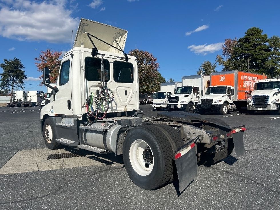 Day Cab Tractor-Heavy Duty Tractors-Freightliner-2020-T12642ST-Suwanee-GA-463,129\n\t\tmiles-$ 38,000 - Image 5