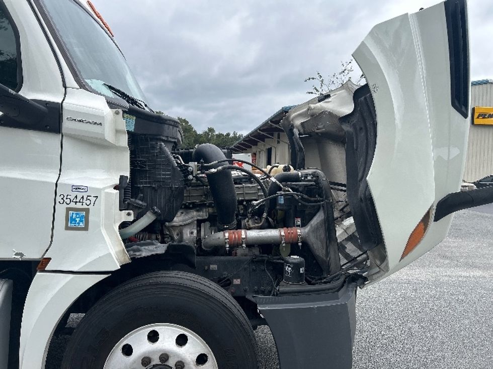 Day Cab Tractor-Heavy Duty Tractors-Freightliner-2020-T12642ST-Tallahassee-FL-573,081\n\t\tmiles-$ 30,250 - Image 15