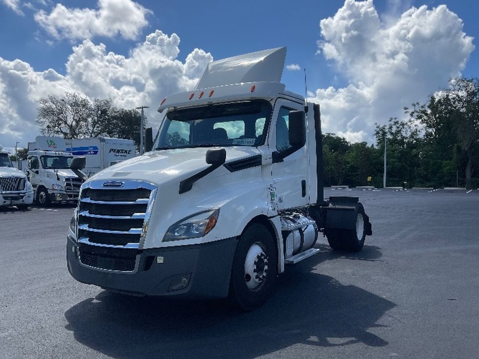 Day Cab Tractor-Heavy Duty Tractors-Freightliner-2020-T12642ST-Tampa-FL-341,613\n\t\tmiles-$ 46,250 - Image 3