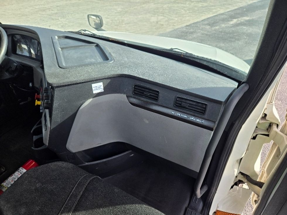 Day Cab Tractor-Heavy Duty Tractors-Freightliner-2020-T12642ST-Villa Rica-GA-495,315\n\t\tmiles-$ 36,500 - Image 13