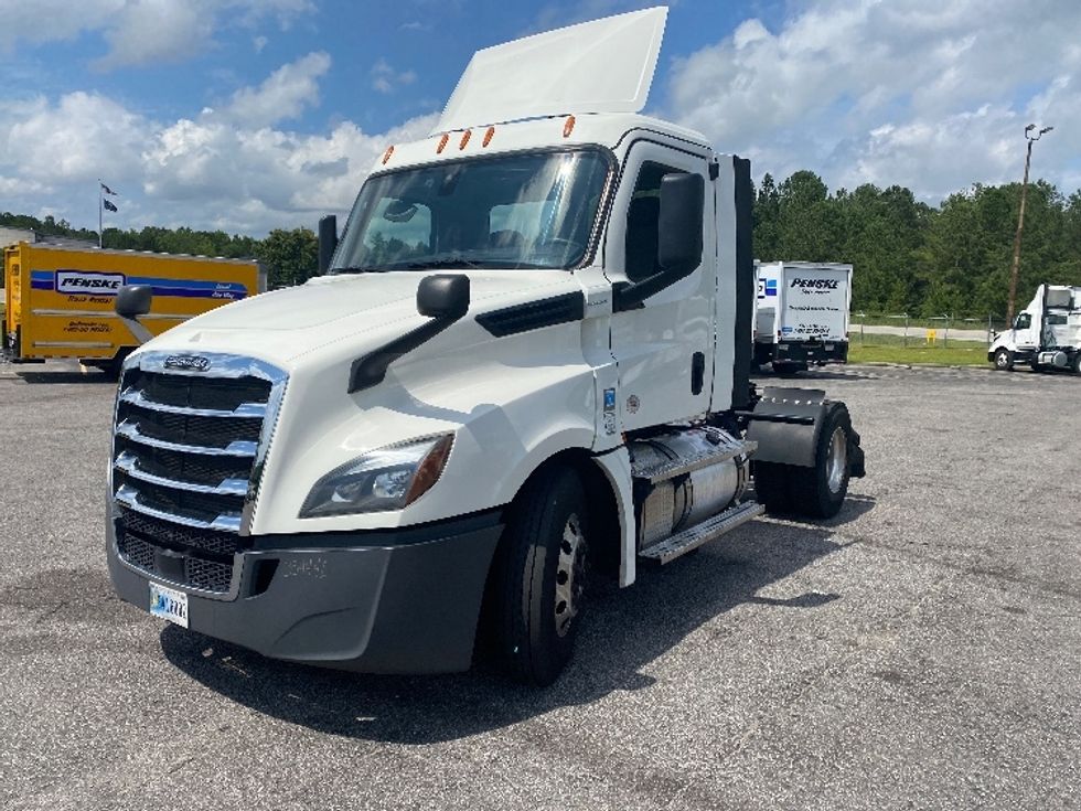 Day Cab Tractor-Heavy Duty Tractors-Freightliner-2020-T12642ST-West Columbia-SC-482,395\n\t\tmiles-$ 41,750 - Image 3