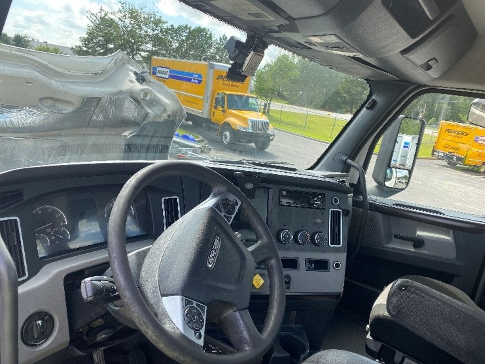 Day Cab Tractor-Heavy Duty Tractors-Freightliner-2020-T12642ST-West Columbia-SC-569,528\n\t\tmiles-$ 33,500 - Image 10