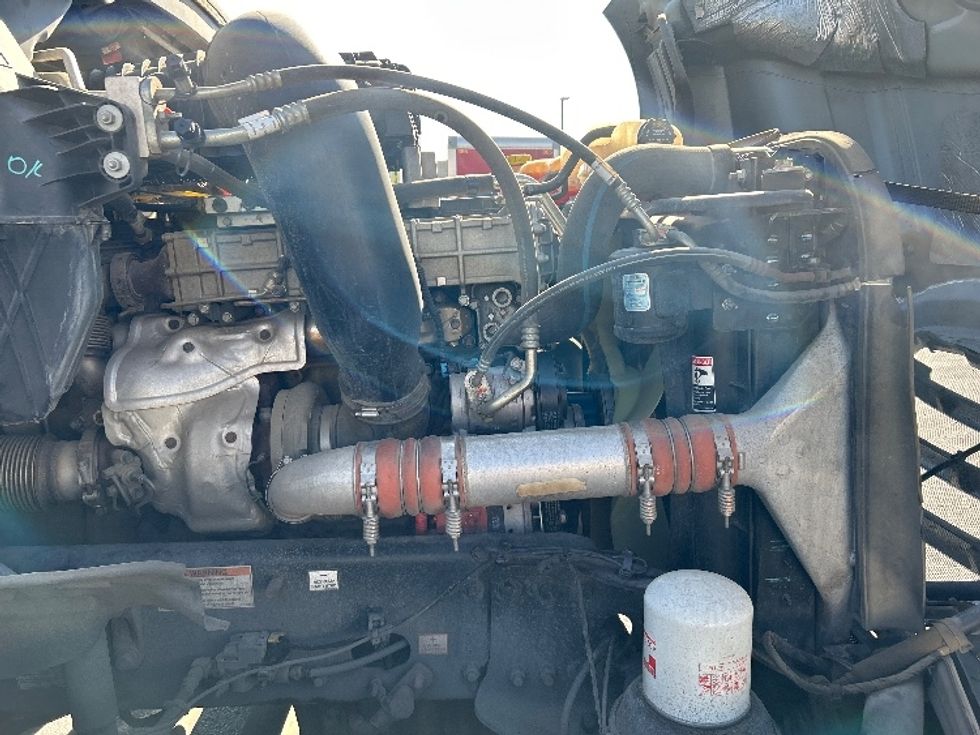 Day Cab Tractor-Heavy Duty Tractors-Freightliner-2020-T12642ST-West Sacramento-CA-398,332\n\t\tmiles-$ 42,500 - Image 15