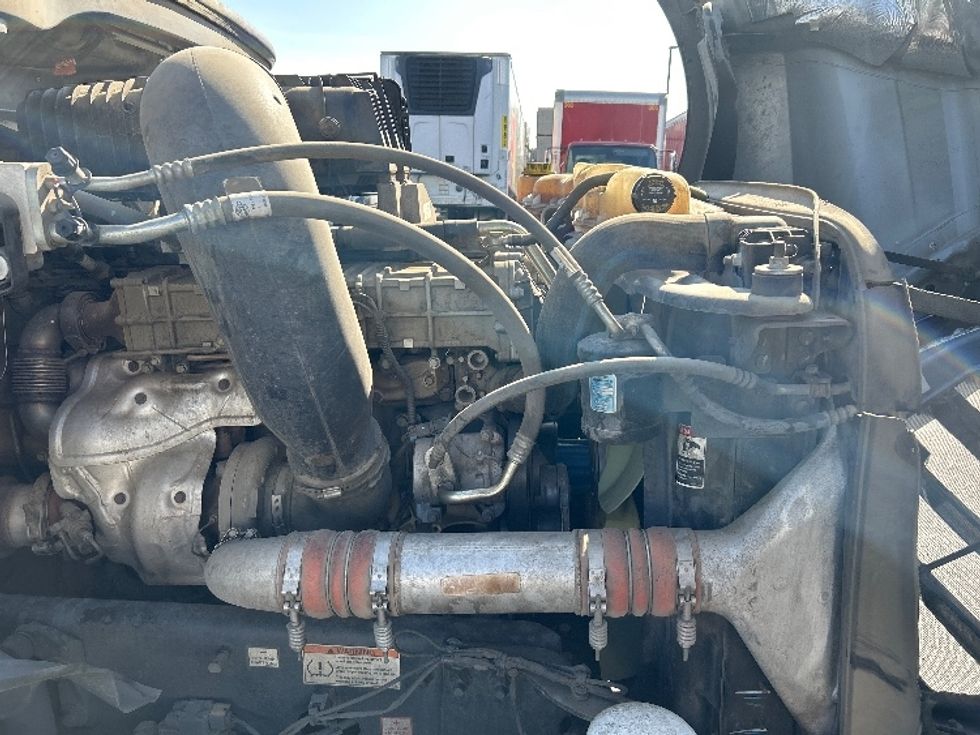 Day Cab Tractor-Heavy Duty Tractors-Freightliner-2020-T12642ST-West Sacramento-CA-398,941\n\t\tmiles-$ 42,500 - Image 15