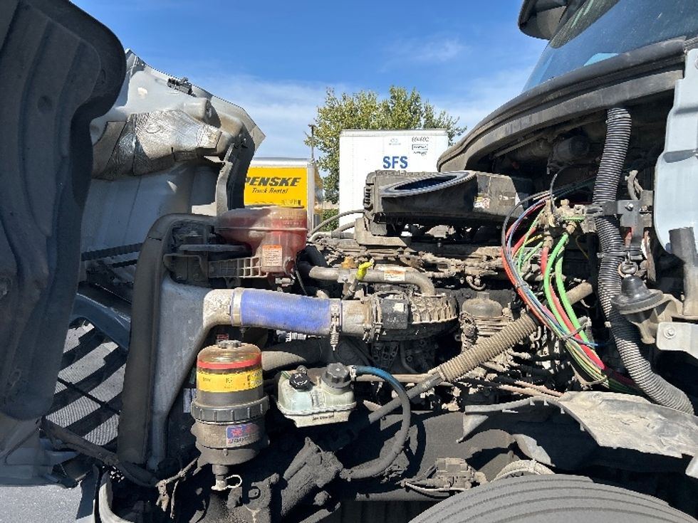 Day Cab Tractor-Heavy Duty Tractors-Freightliner-2020-T12642ST-West Sacramento-CA-412,410\n\t\tmiles-$ 41,750 - Image 16