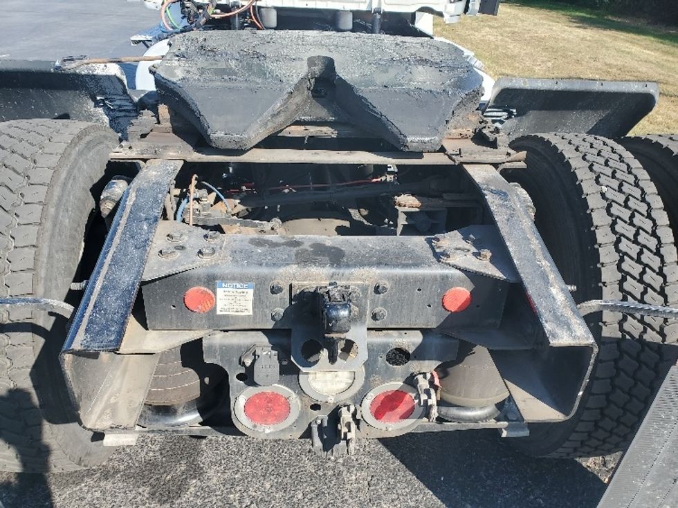 Day Cab Tractor-Heavy Duty Tractors-Freightliner-2020-T12642ST-White Deer-PA-638,971\n\t\tmiles-$ 25,500 - Image 6