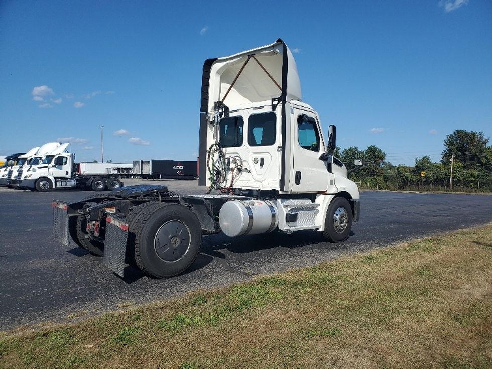 Day Cab Tractor-Heavy Duty Tractors-Freightliner-2020-T12642ST-White Deer-PA-638,971\n\t\tmiles-$ 25,500 - Image 7