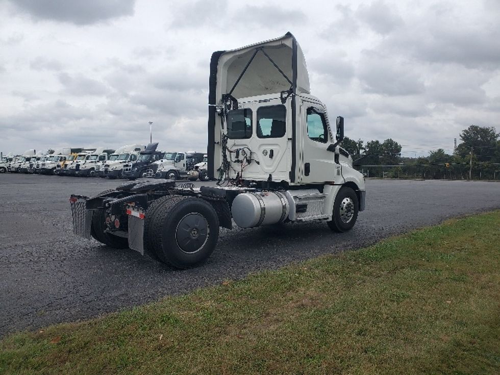 Day Cab Tractor-Heavy Duty Tractors-Freightliner-2020-T12642ST-White Deer-PA-639,528\n\t\tmiles-$ 25,500 - Image 7