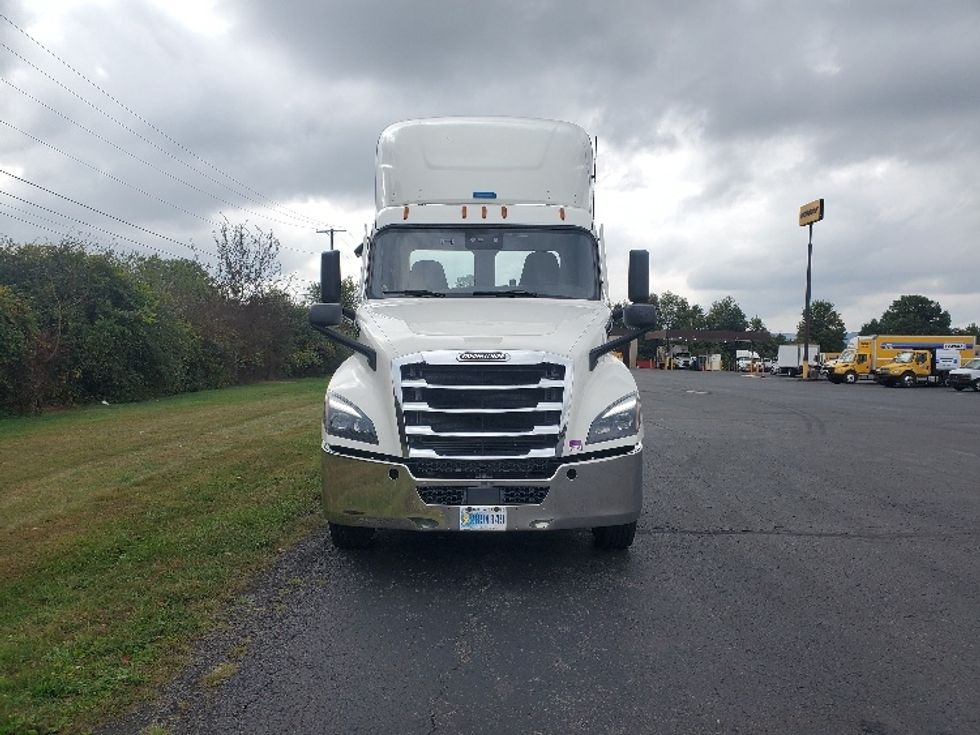 Day Cab Tractor-Heavy Duty Tractors-Freightliner-2020-T12642ST-White Deer-PA-667,678\n\t\tmiles-$ 25,500 - Image 2