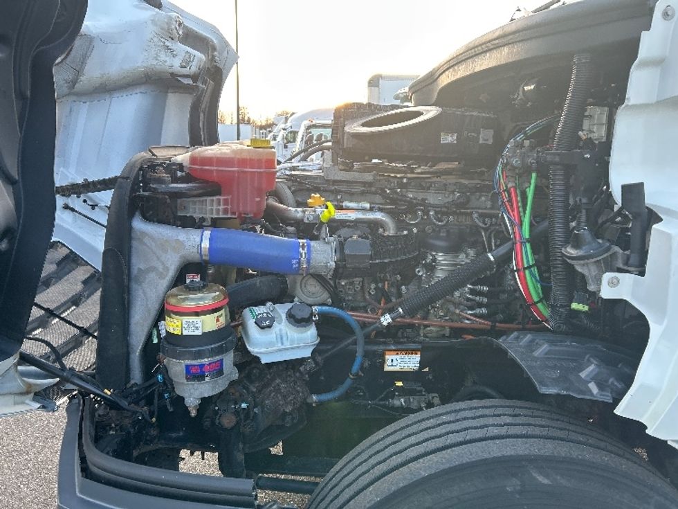 Day Cab Tractor-Heavy Duty Tractors-Freightliner-2020-T12664ST-Akron-OH-439,380\n\t\tmiles-$ 50,500 - Image 16