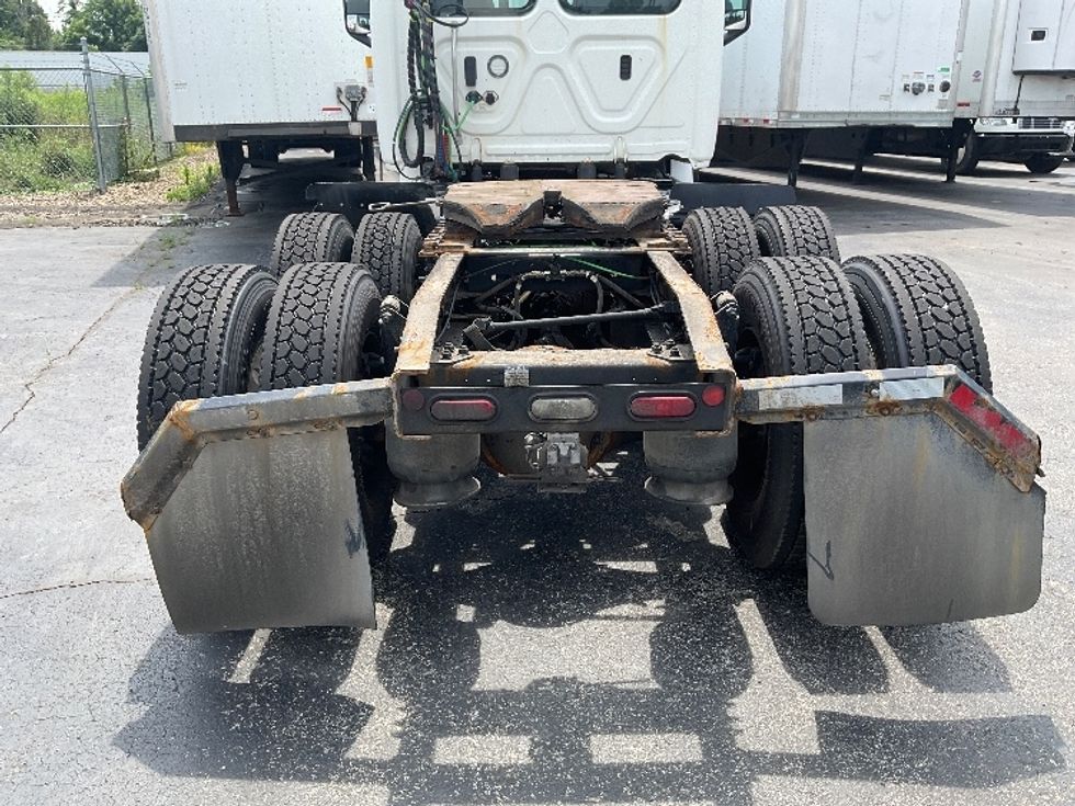 Day Cab Tractor-Heavy Duty Tractors-Freightliner-2020-T12664ST-Akron-OH-654,655\n\t\tmiles-$ 28,500 - Image 6