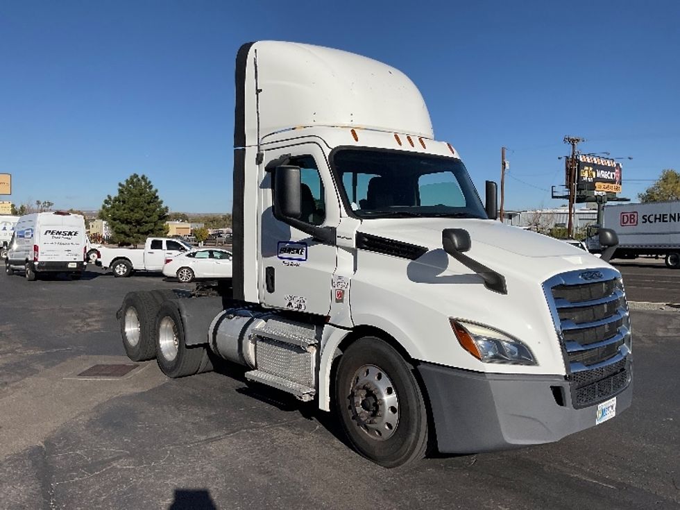 Day Cab Tractor-Heavy Duty Tractors-Freightliner-2020-T12664ST-Albuquerque-NM-272,142\n\t\tmiles-$ 80,250 - Image 1