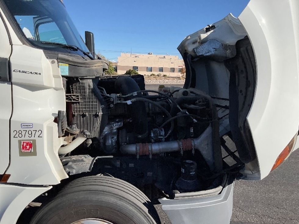 Day Cab Tractor-Heavy Duty Tractors-Freightliner-2020-T12664ST-Albuquerque-NM-272,142\n\t\tmiles-$ 80,250 - Image 15