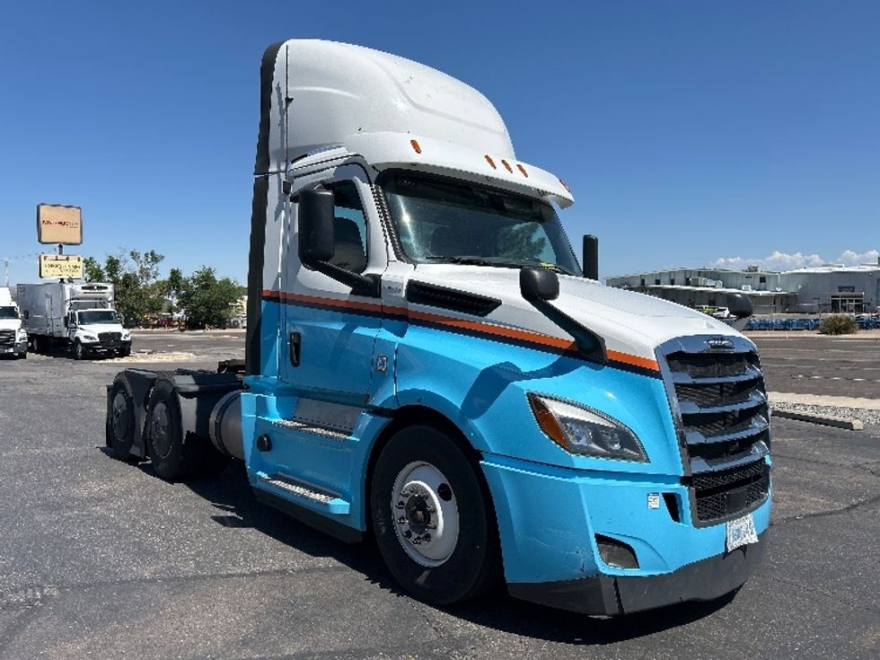 Day Cab Tractor-Heavy Duty Tractors-Freightliner-2020-T12664ST-Albuquerque-NM-635,612\n\t\tmiles-$ 34,750 - Image 1
