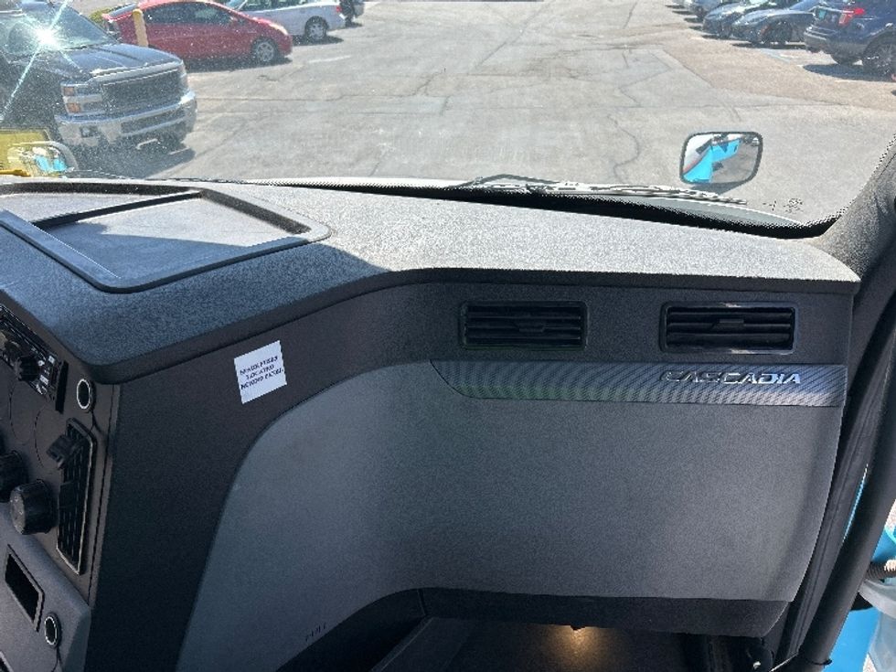 Day Cab Tractor-Heavy Duty Tractors-Freightliner-2020-T12664ST-Albuquerque-NM-635,612\n\t\tmiles-$ 34,750 - Image 13