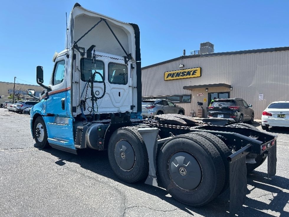 Day Cab Tractor-Heavy Duty Tractors-Freightliner-2020-T12664ST-Albuquerque-NM-635,612\n\t\tmiles-$ 34,750 - Image 5