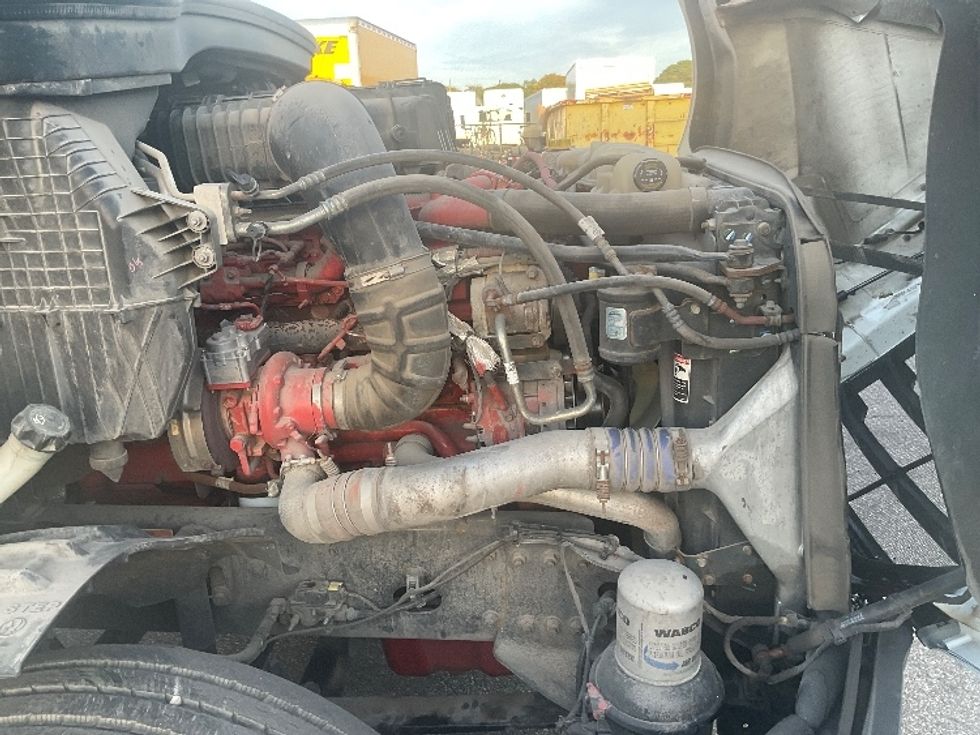 Day Cab Tractor-Heavy Duty Tractors-Freightliner-2020-T12664ST-Allen Park-MI-418,340\n\t\tmiles-$ 47,250 - Image 15