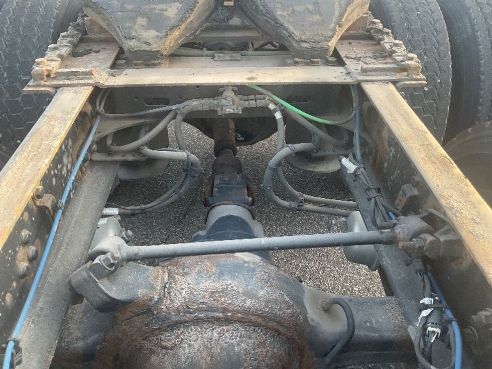 Day Cab Tractor-Heavy Duty Tractors-Freightliner-2020-T12664ST-Allen Park-MI-418,340\n\t\tmiles-$ 47,250 - Image 6