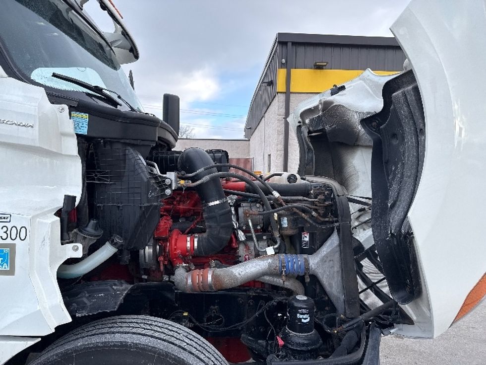 Day Cab Tractor-Heavy Duty Tractors-Freightliner-2020-T12664ST-Allen Park-MI-569,825\n\t\tmiles-$ 34,500 - Image 15