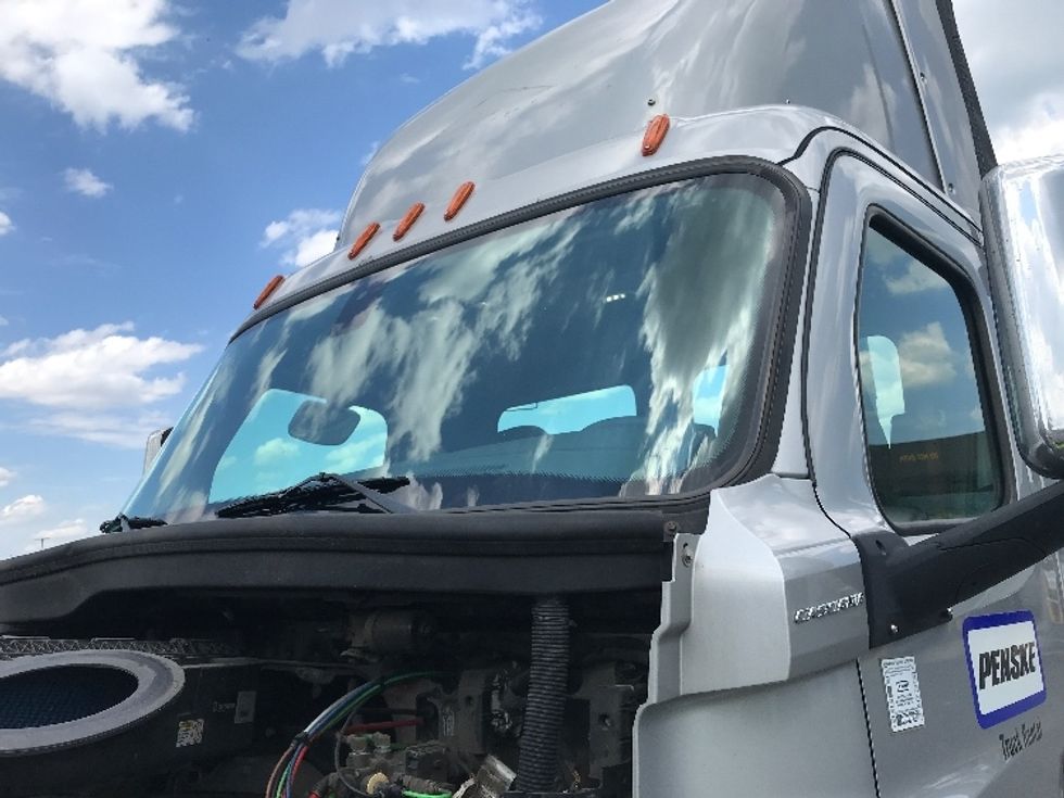 Day Cab Tractor-Heavy Duty Tractors-Freightliner-2020-T12664ST-Allentown-PA-249,309\n\t\tmiles-$ 59,000 - Image 20
