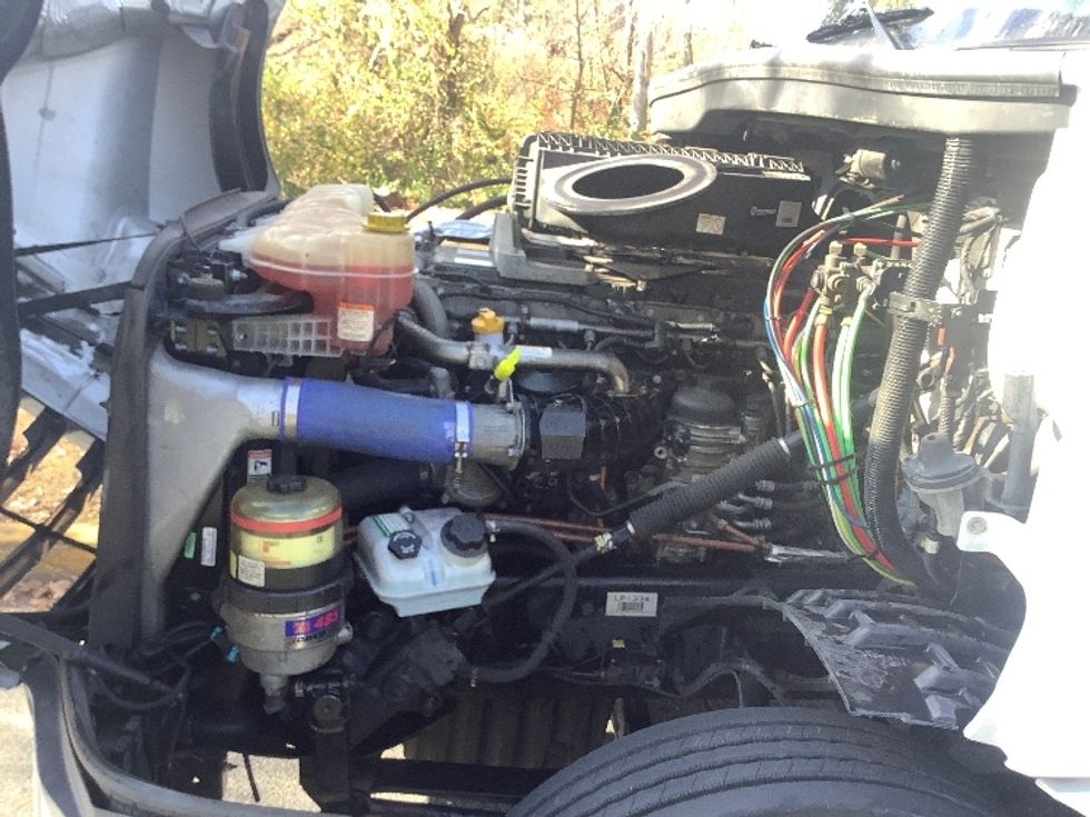 Day Cab Tractor-Heavy Duty Tractors-Freightliner-2020-T12664ST-Allentown-PA-399,060\n\t\tmiles-$ 56,000 - Image 16
