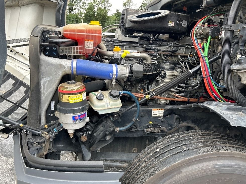 Day Cab Tractor-Heavy Duty Tractors-Freightliner-2020-T12664ST-Anderson-SC-174,100\n\t\tmiles-$ 62,750 - Image 16