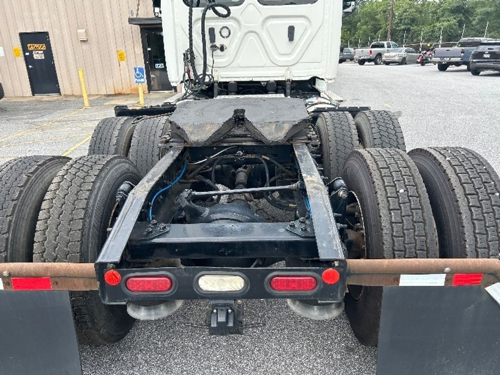 Day Cab Tractor-Heavy Duty Tractors-Freightliner-2020-T12664ST-Anderson-SC-174,100\n\t\tmiles-$ 62,750 - Image 6