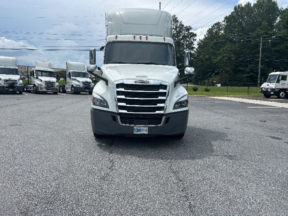Day Cab Tractor-Heavy Duty Tractors-Freightliner-2020-T12664ST-Atlanta (Forest Park)-GA-426,138\n\t\tmiles-$ 50,250 - Image 2