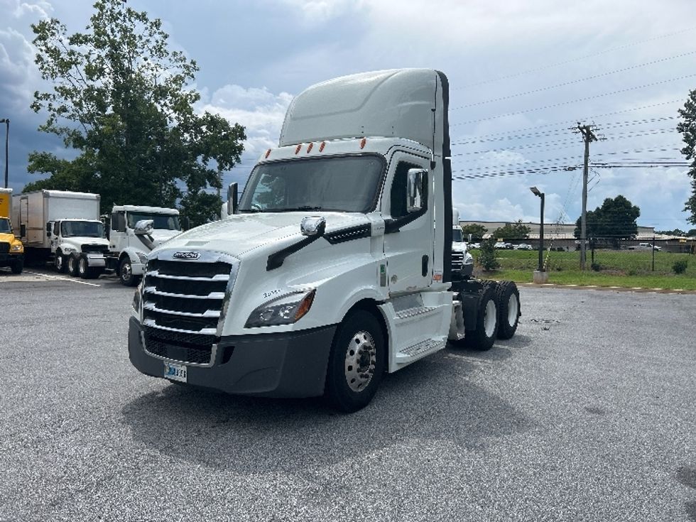 Day Cab Tractor-Heavy Duty Tractors-Freightliner-2020-T12664ST-Atlanta (Forest Park)-GA-426,138\n\t\tmiles-$ 50,250 - Image 3