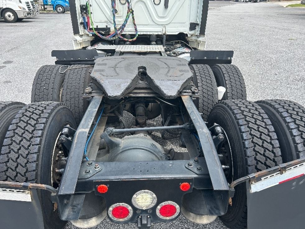 Day Cab Tractor-Heavy Duty Tractors-Freightliner-2020-T12664ST-Atlanta (Forest Park)-GA-426,138\n\t\tmiles-$ 50,250 - Image 6