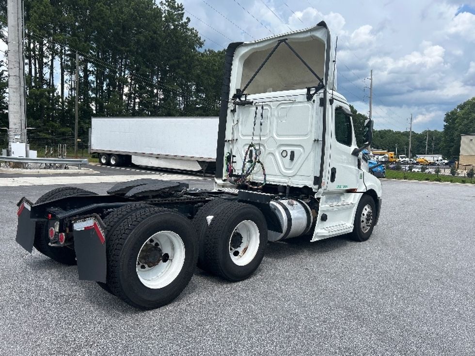 Day Cab Tractor-Heavy Duty Tractors-Freightliner-2020-T12664ST-Atlanta (Forest Park)-GA-426,138\n\t\tmiles-$ 50,250 - Image 7