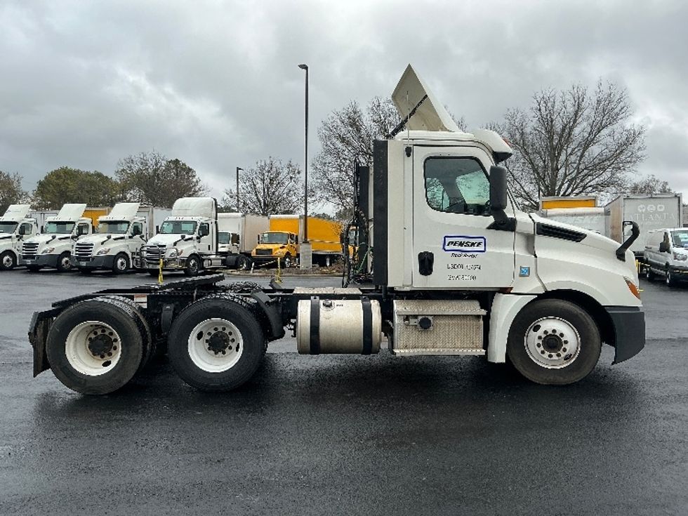 Day Cab Tractor-Heavy Duty Tractors-Freightliner-2020-T12664ST-Atlanta (Forest Park)-GA-442,848\n\t\tmiles-$ 47,500 - Image 8