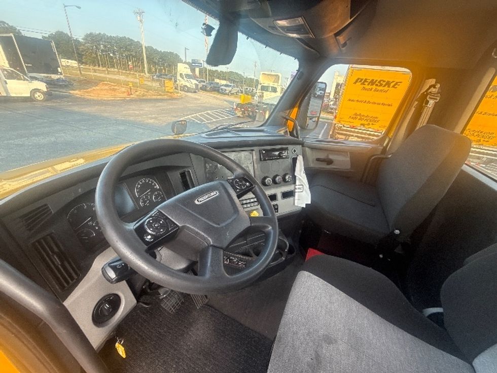 Day Cab Tractor-Heavy Duty Tractors-Freightliner-2020-T12664ST-Atlanta (Forest Park)-GA-479,728\n\t\tmiles-$ 44,000 - Image 10