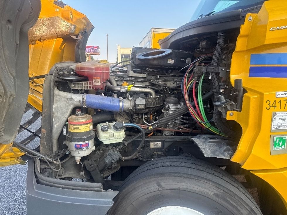 Day Cab Tractor-Heavy Duty Tractors-Freightliner-2020-T12664ST-Atlanta (Forest Park)-GA-479,728\n\t\tmiles-$ 44,000 - Image 16