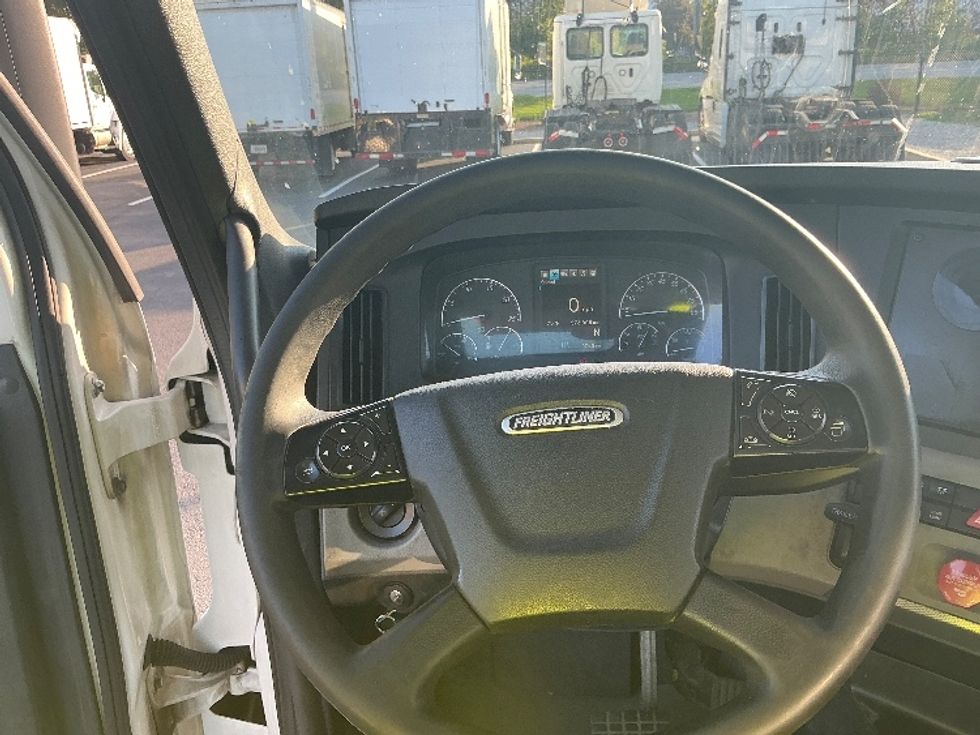 Day Cab Tractor-Heavy Duty Tractors-Freightliner-2020-T12664ST-Atlanta (Forest Park)-GA-576,807\n\t\tmiles-$ 38,000 - Image 11