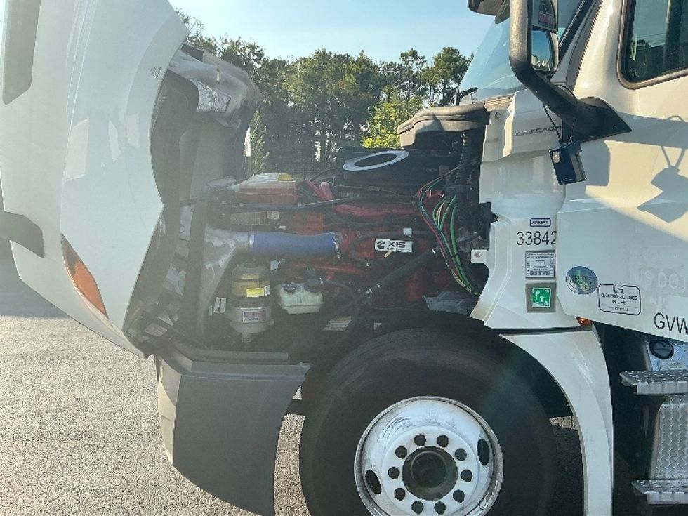 Day Cab Tractor-Heavy Duty Tractors-Freightliner-2020-T12664ST-Atlanta (Forest Park)-GA-576,807\n\t\tmiles-$ 38,000 - Image 16
