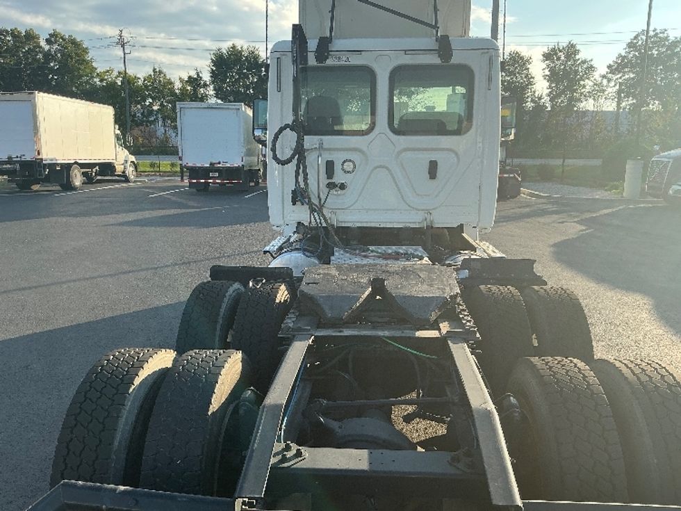 Day Cab Tractor-Heavy Duty Tractors-Freightliner-2020-T12664ST-Atlanta (Forest Park)-GA-576,807\n\t\tmiles-$ 38,000 - Image 6