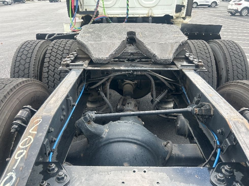Day Cab Tractor-Heavy Duty Tractors-Freightliner-2020-T12664ST-Atlanta-GA-199,785\n\t\tmiles-$ 59,250 - Image 6