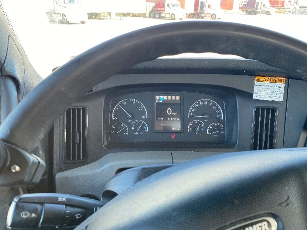 Day Cab Tractor-Heavy Duty Tractors-Freightliner-2020-T12664ST-Auburn-MA-314,557\n\t\tmiles-$ 51,500 - Image 11