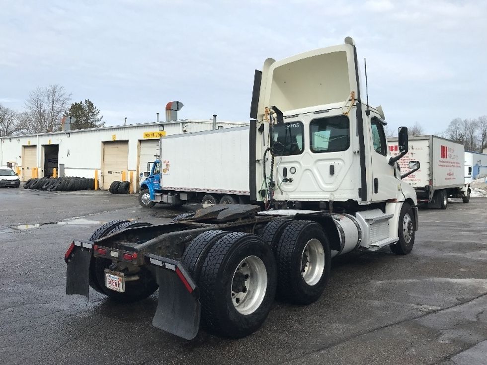 Day Cab Tractor-Heavy Duty Tractors-Freightliner-2020-T12664ST-Auburn-MA-369,552\n\t\tmiles-$ 49,500 - Image 7