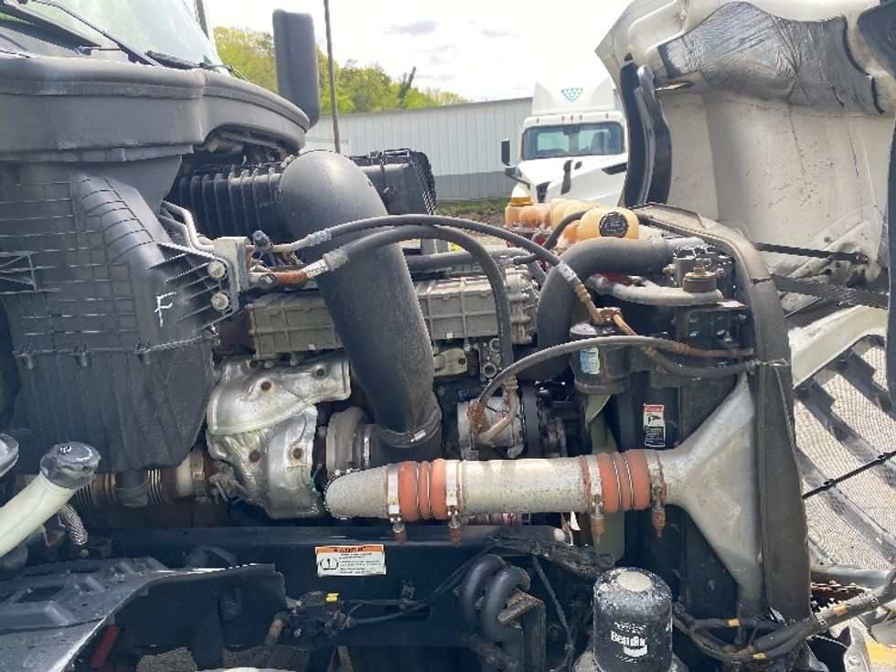 Day Cab Tractor-Heavy Duty Tractors-Freightliner-2020-T12664ST-Auburn-MA-411,735\n\t\tmiles-$ 47,750 - Image 15