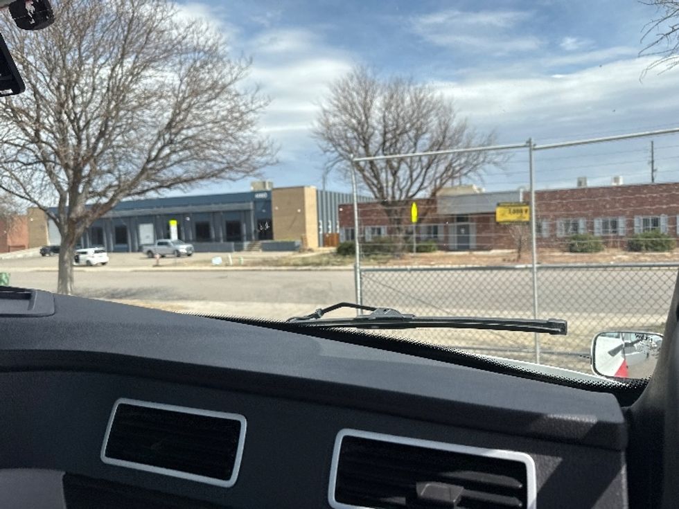 Day Cab Tractor-Heavy Duty Tractors-Freightliner-2020-T12664ST-Aurora-CO-215,158\n\t\tmiles-$ 71,750 - Image 13