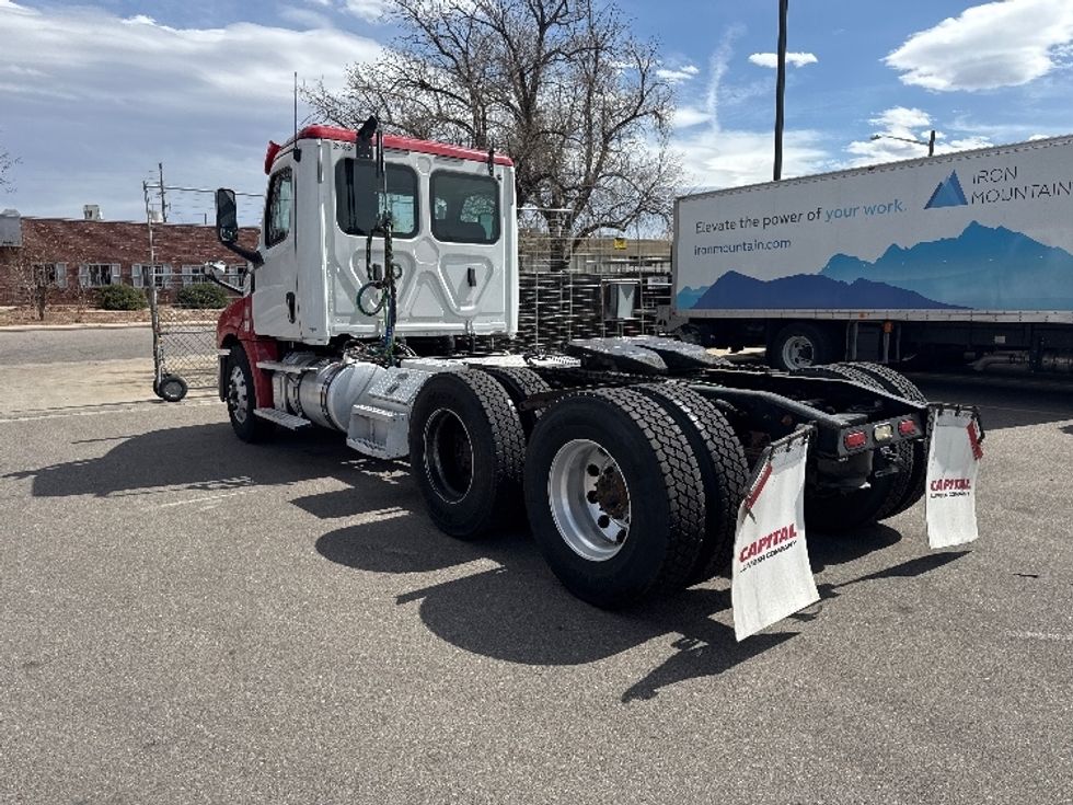 Day Cab Tractor-Heavy Duty Tractors-Freightliner-2020-T12664ST-Aurora-CO-215,158\n\t\tmiles-$ 71,750 - Image 5
