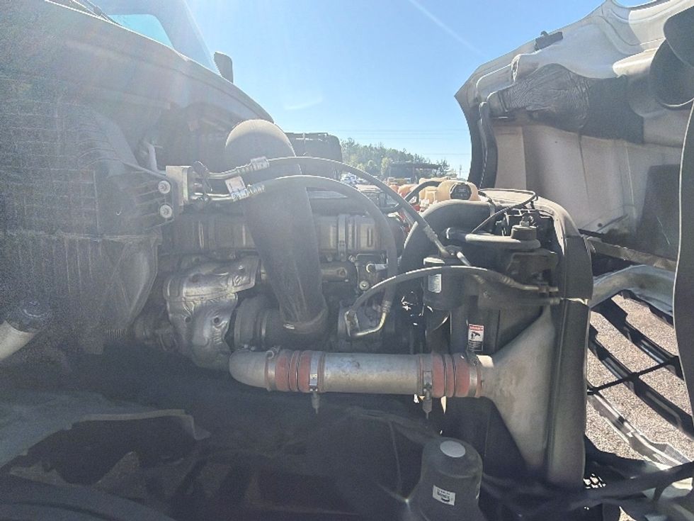 Day Cab Tractor-Heavy Duty Tractors-Freightliner-2020-T12664ST-Belden-MS-428,778\n\t\tmiles-$ 50,000 - Image 15