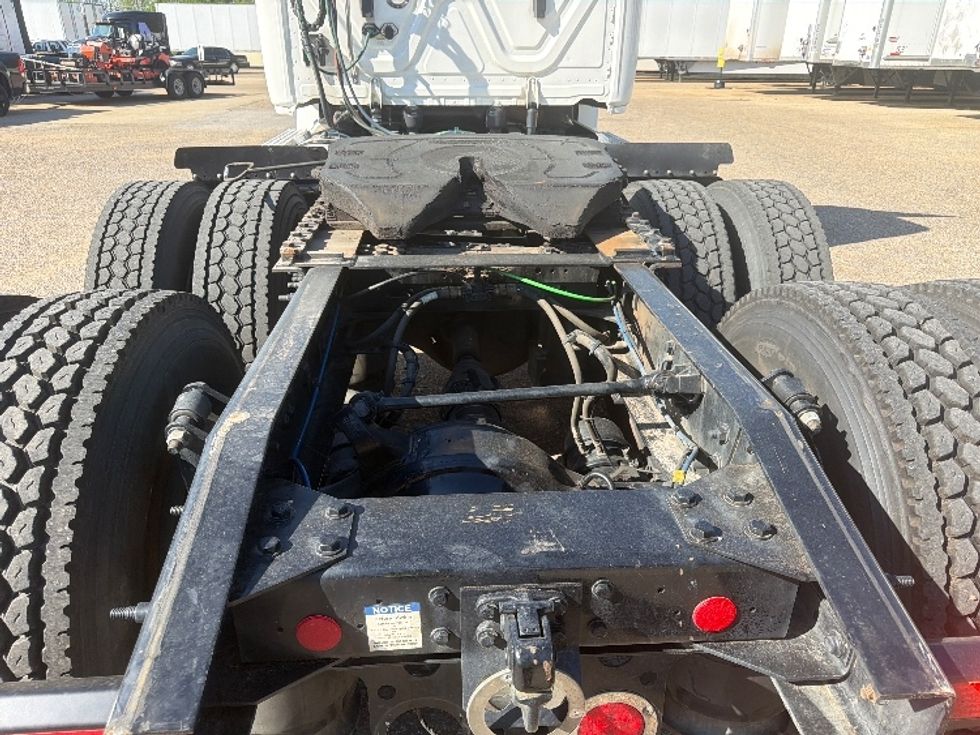 Day Cab Tractor-Heavy Duty Tractors-Freightliner-2020-T12664ST-Belden-MS-428,778\n\t\tmiles-$ 50,000 - Image 6