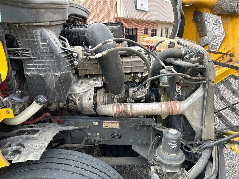 Day Cab Tractor-Heavy Duty Tractors-Freightliner-2020-T12664ST-Birmingham-AL-470,476\n\t\tmiles-$ 43,500 - Image 15